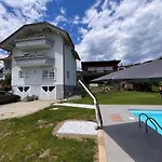 Frank-1 By Interhome *