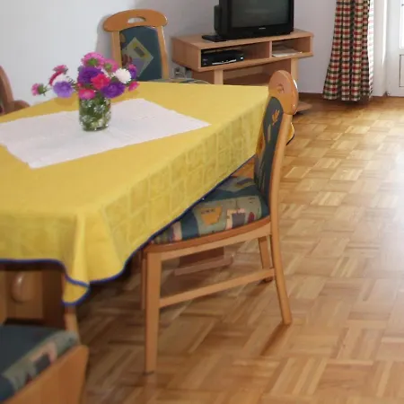 Frank-1 By Interhome 菲尔德茵卡特