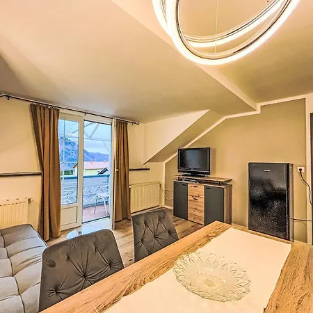 Frank-1 By Interhome Lägenhet